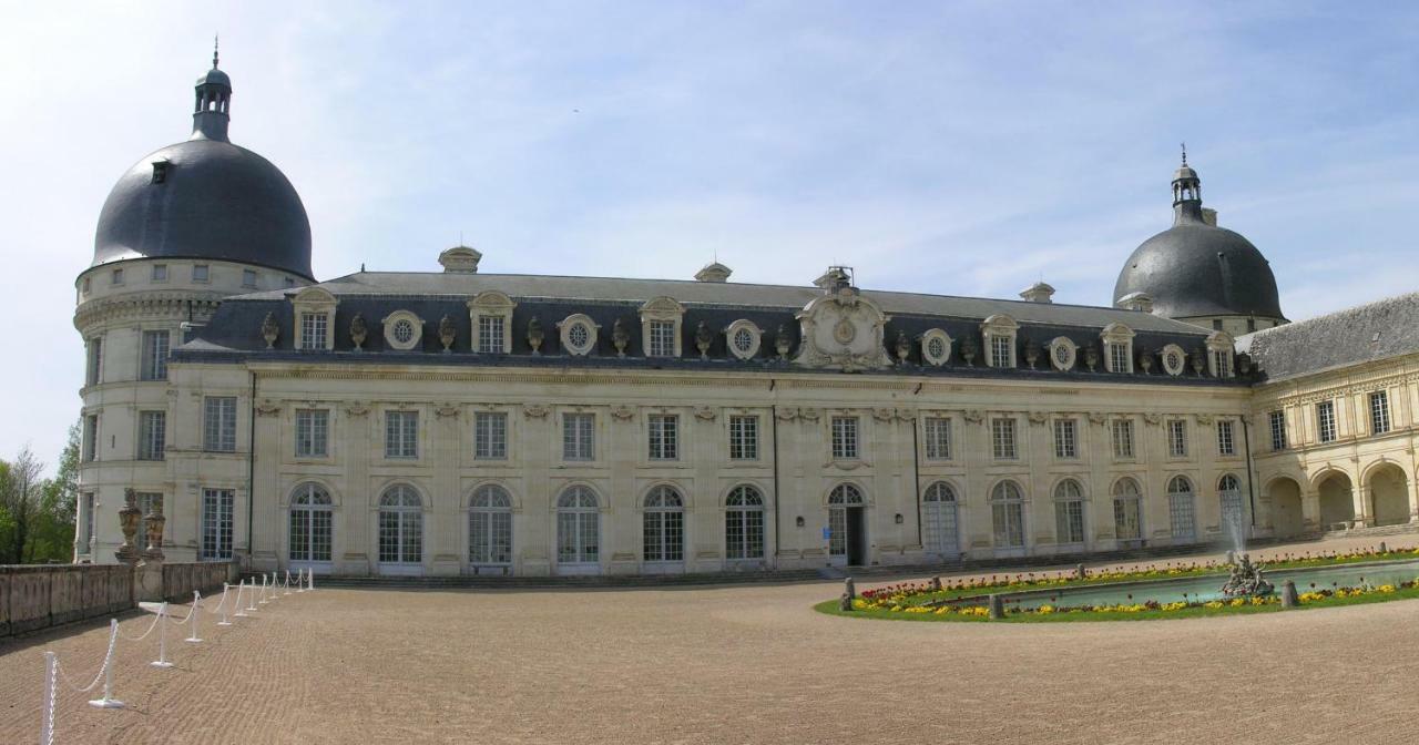 Les Gites De L'Argenterie A 15Km Du Zoo De Beauval Classes 4 Etoiles Fontguenand Exterior photo